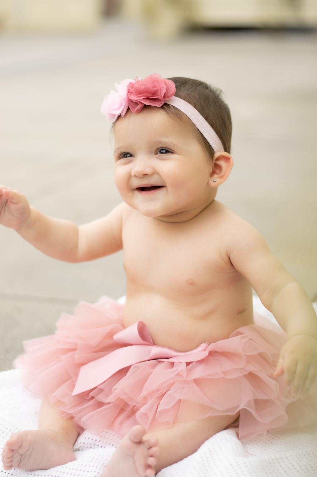 Baby Mia’s newborn session — frame 1