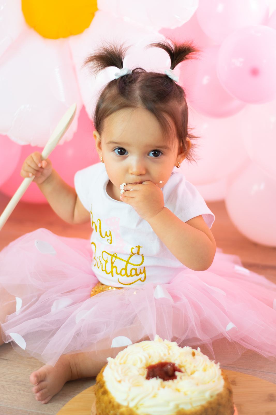 Mia’s first birthday cake smash — frame 12