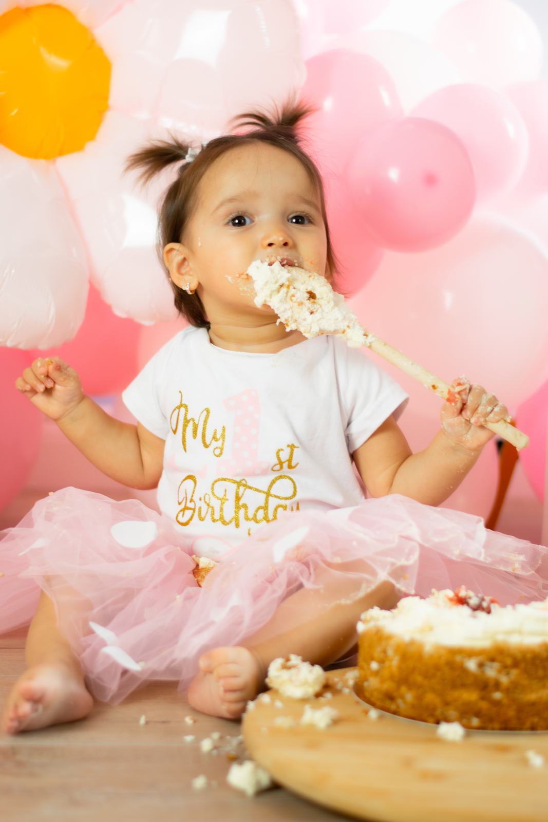 Mia’s first birthday cake smash — frame 23