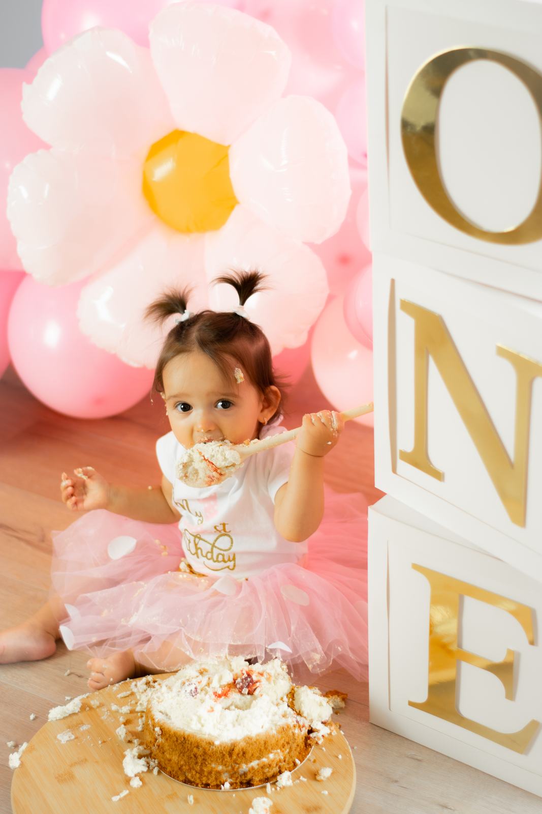 Mia’s first birthday cake smash — frame 26