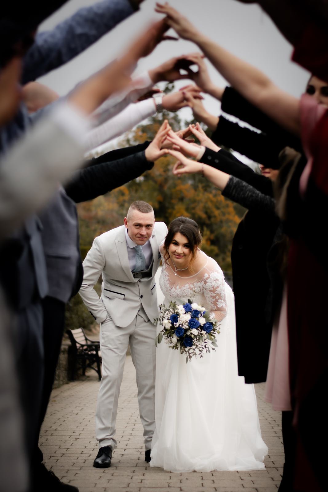 A & E’s November wedding — frame 13